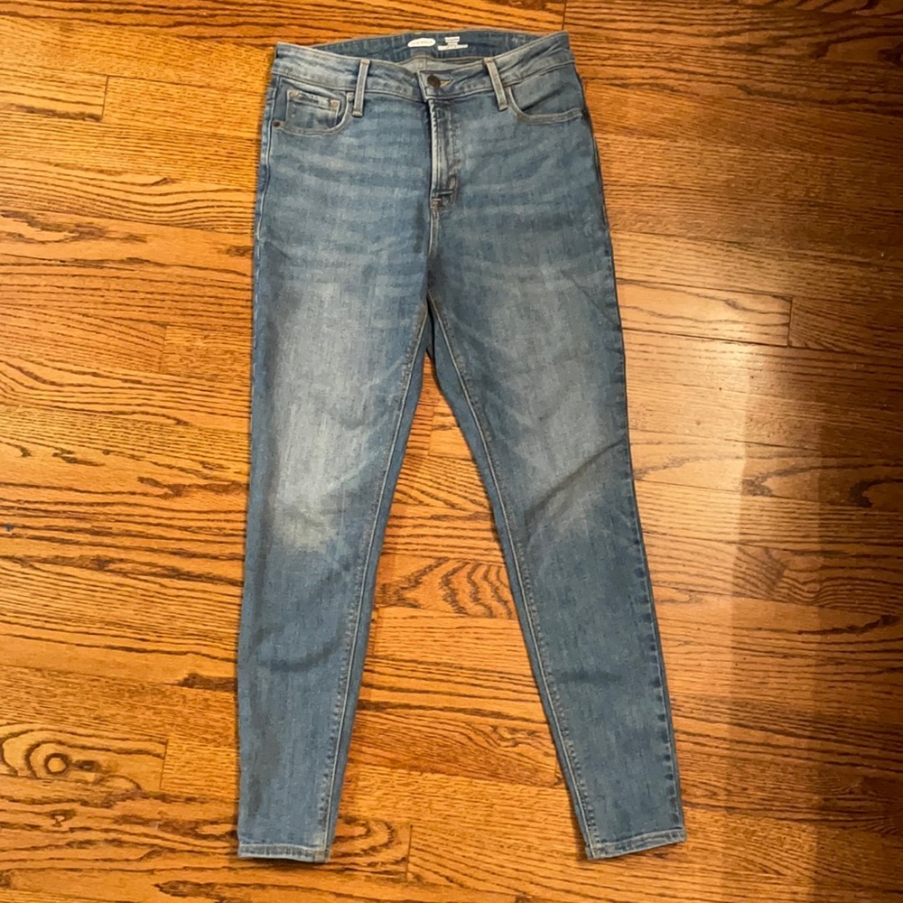 Old Navy Rockstar Jeans, 6 Short